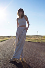 Load image into Gallery viewer, LUCILLE PANTS IN METALLIC LINEN