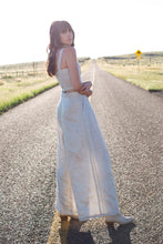 Load image into Gallery viewer, LUCILLE PANTS IN METALLIC LINEN